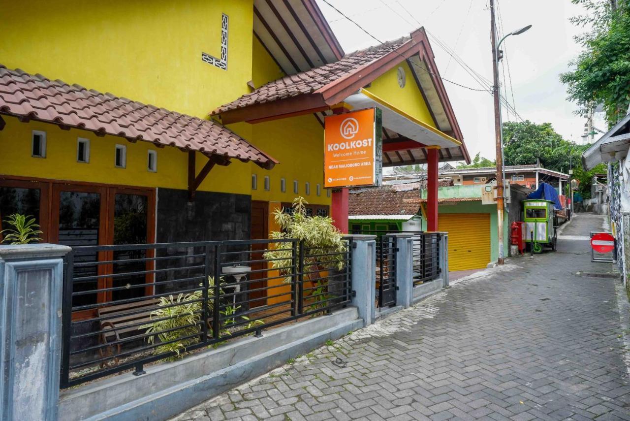 Koolkost Syariah Near Malioboro Area Hostel Yogyakarta Kültér fotó