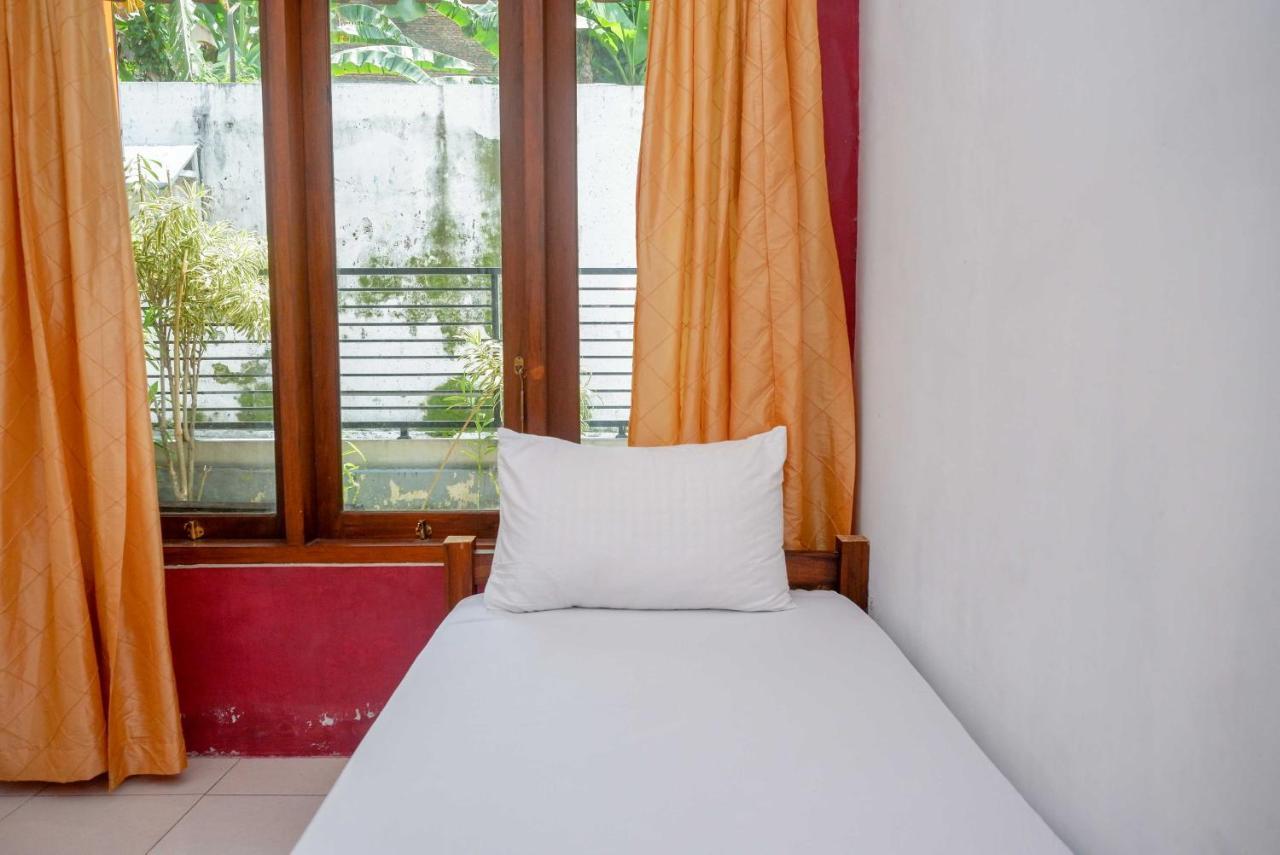 Koolkost Syariah Near Malioboro Area Hostel Yogyakarta Kültér fotó