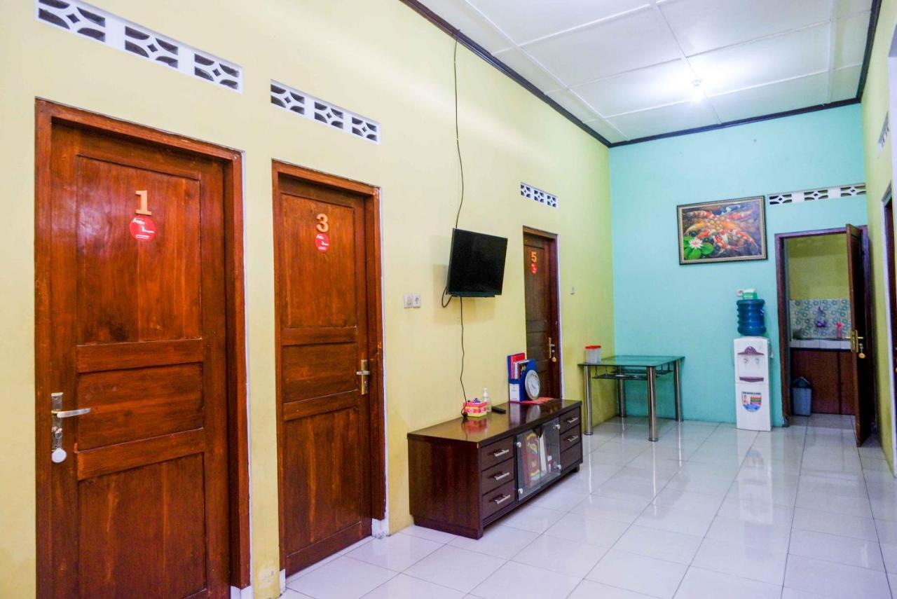 Koolkost Syariah Near Malioboro Area Hostel Yogyakarta Kültér fotó
