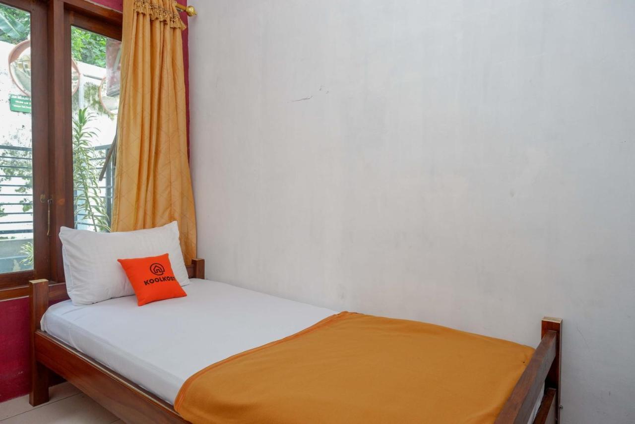 Koolkost Syariah Near Malioboro Area Hostel Yogyakarta Kültér fotó